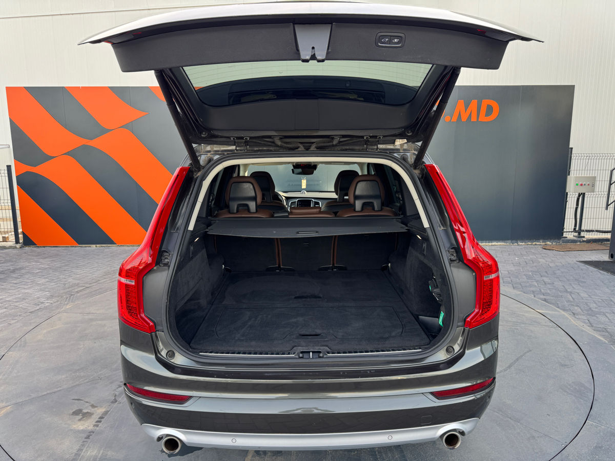 Volvo XC90 foto 16