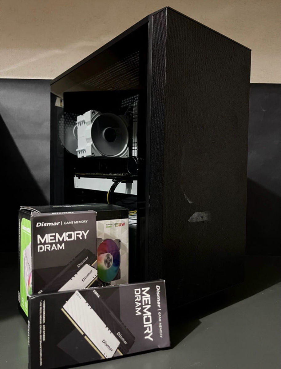 Gaming PC/i7 7700/1070 TI 8g