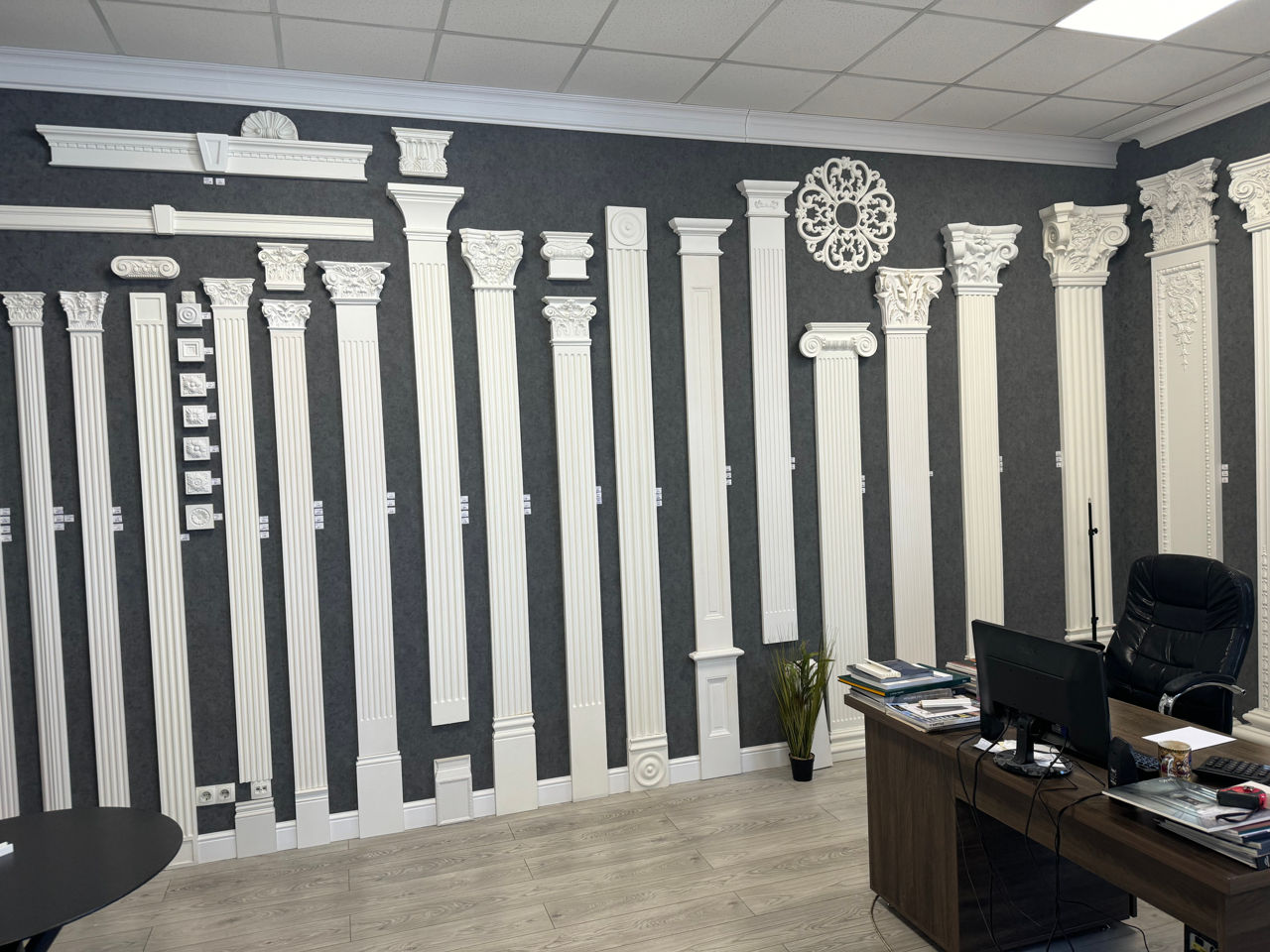 Poliuretan,duropolimer.Baghete, Plinte .Profile pentru tavan,cornise,decor. foto 5
