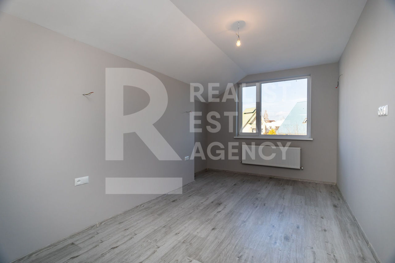 Apartament cu 4 camere, 200 m², Centru, Chișinău foto 6