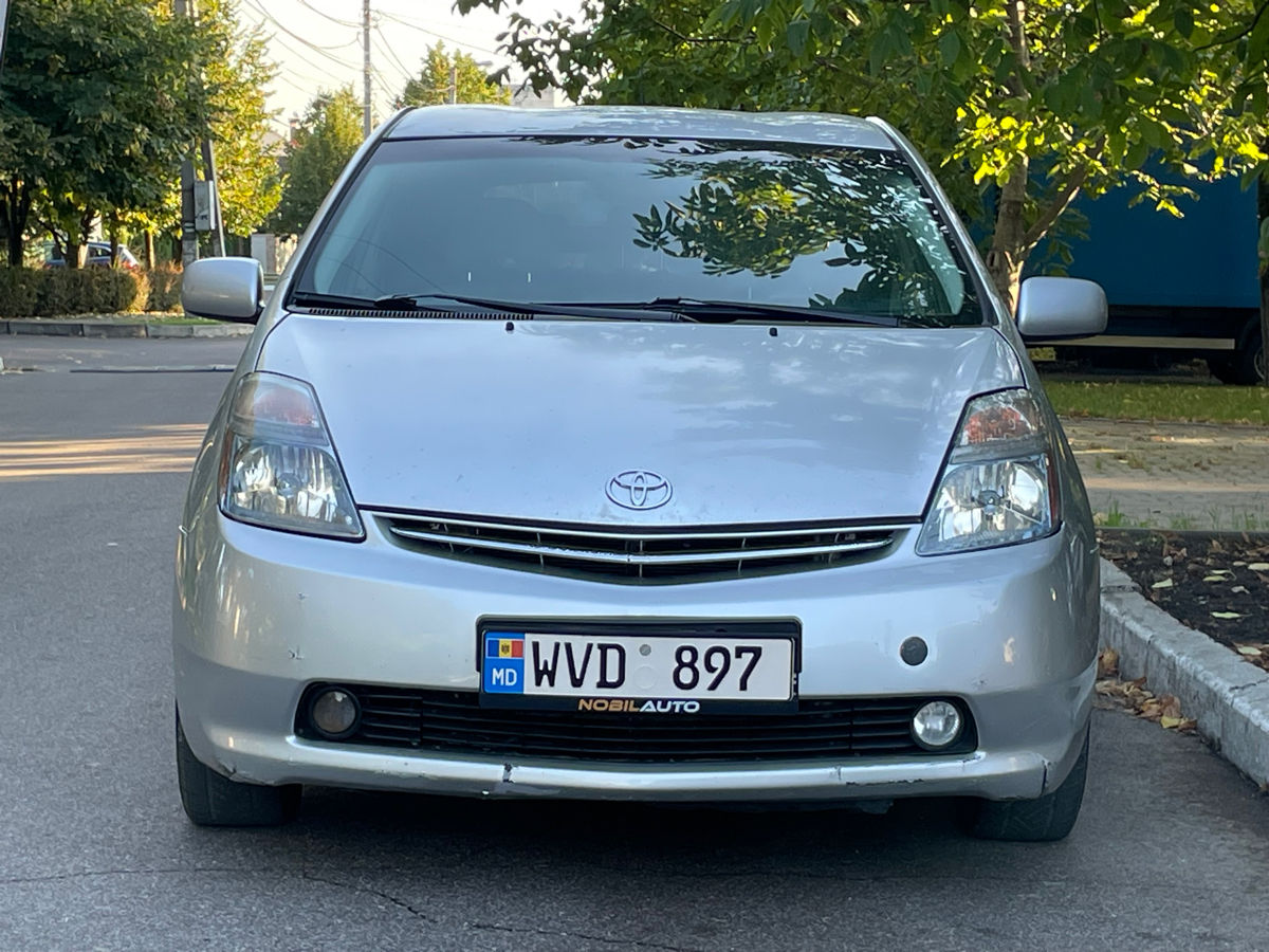 Toyota Prius foto 1