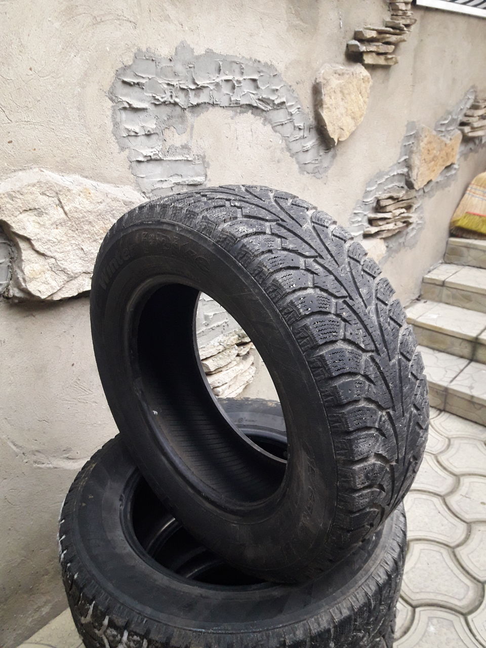 215/65 r 16