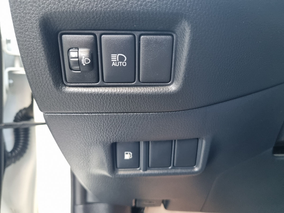Toyota C-HR 2022 photo 17