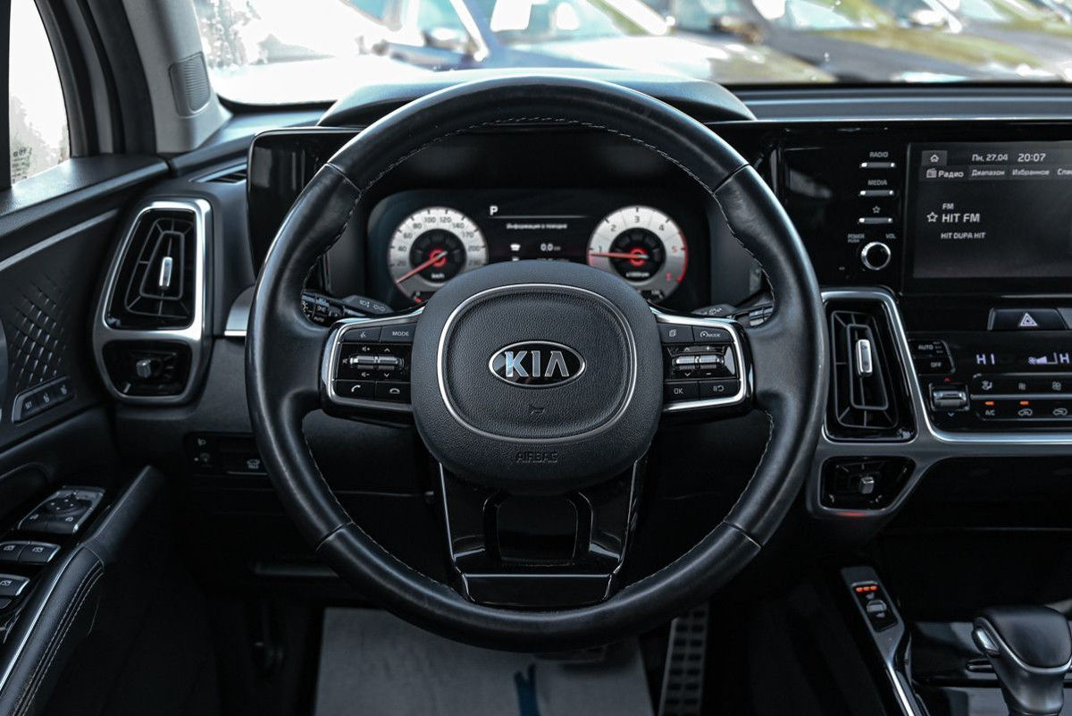 KIA Sorento foto 8