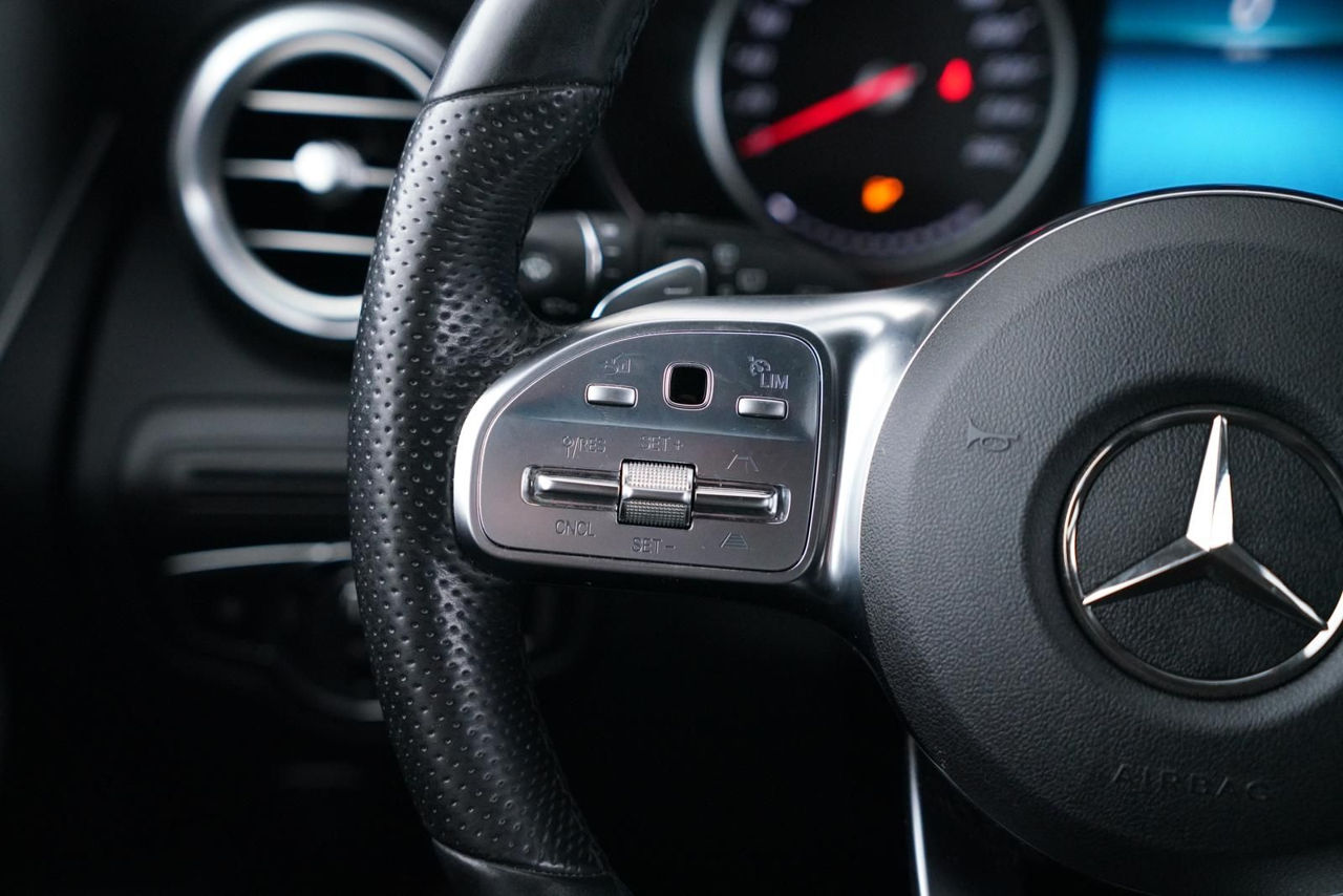 Mercedes GLC foto 7