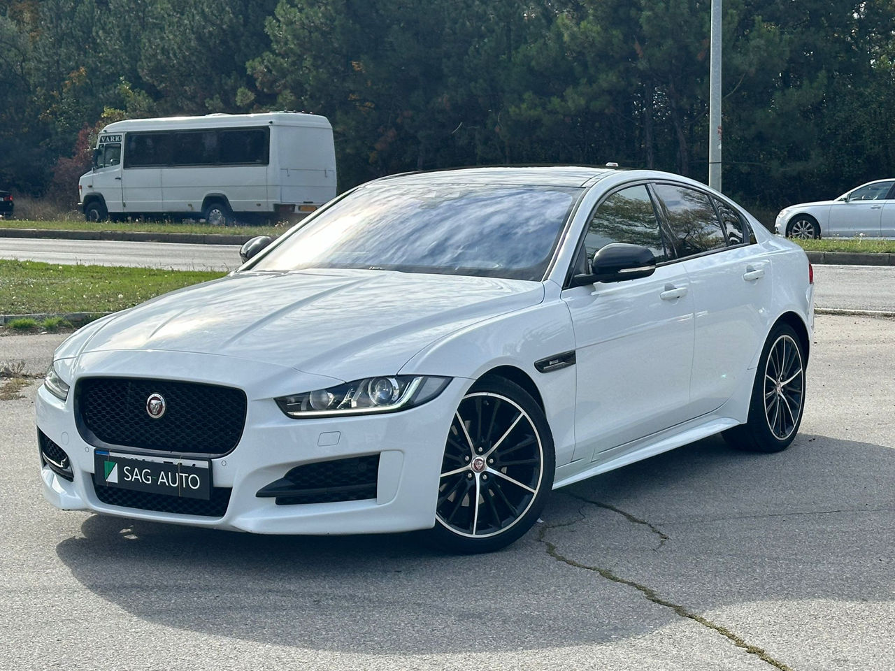 Jaguar XE an. 2016