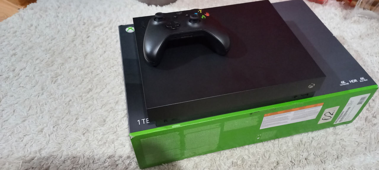 Xbox  One X /4k ,stare Idiala Tot Setul,memorie 1tb, Starea Idiala,super Cadou Pentru Orice Virsta, foto 1