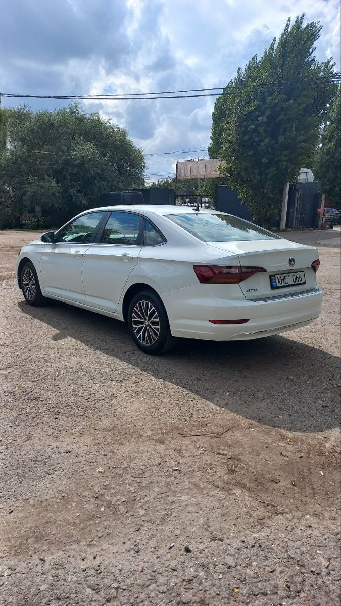 Volkswagen Jetta foto 12