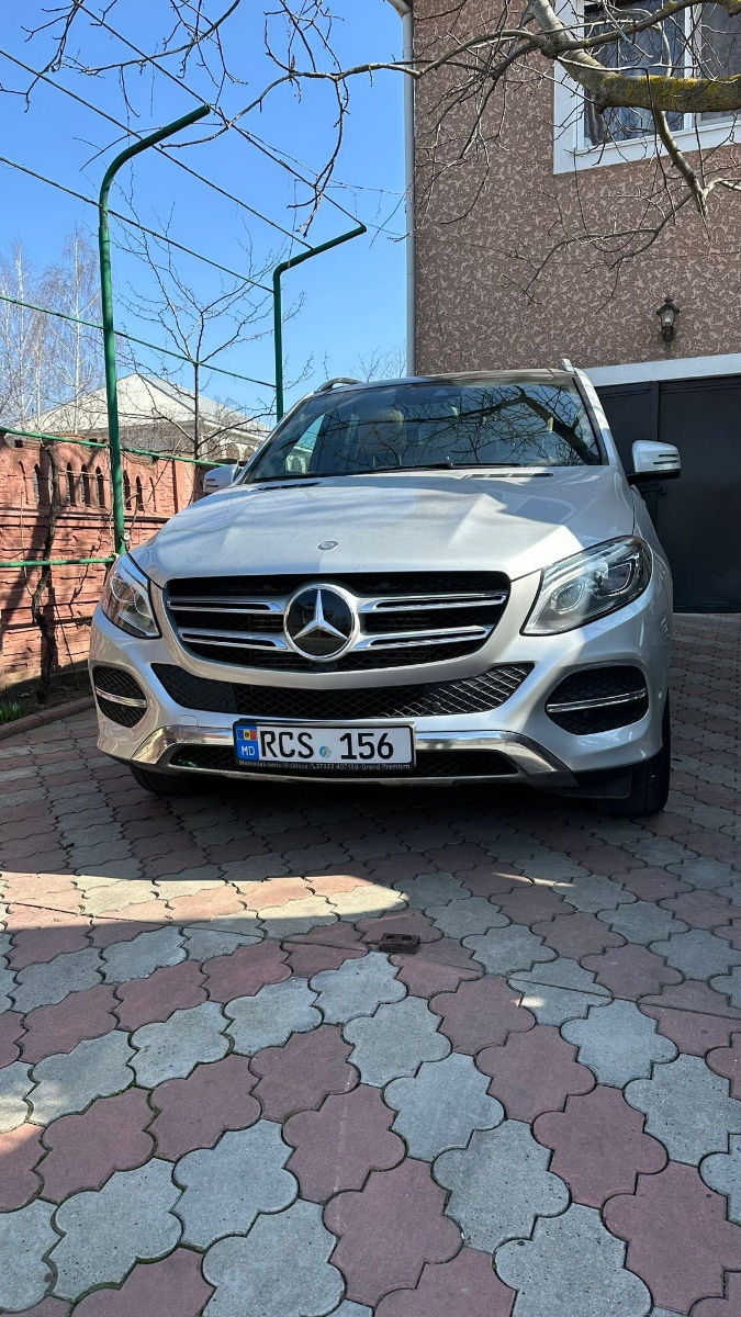 Mercedes GLE фото 0