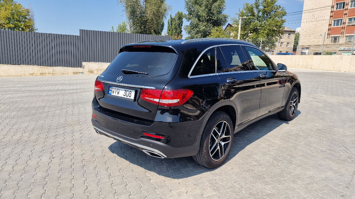 Mercedes GLC foto 4