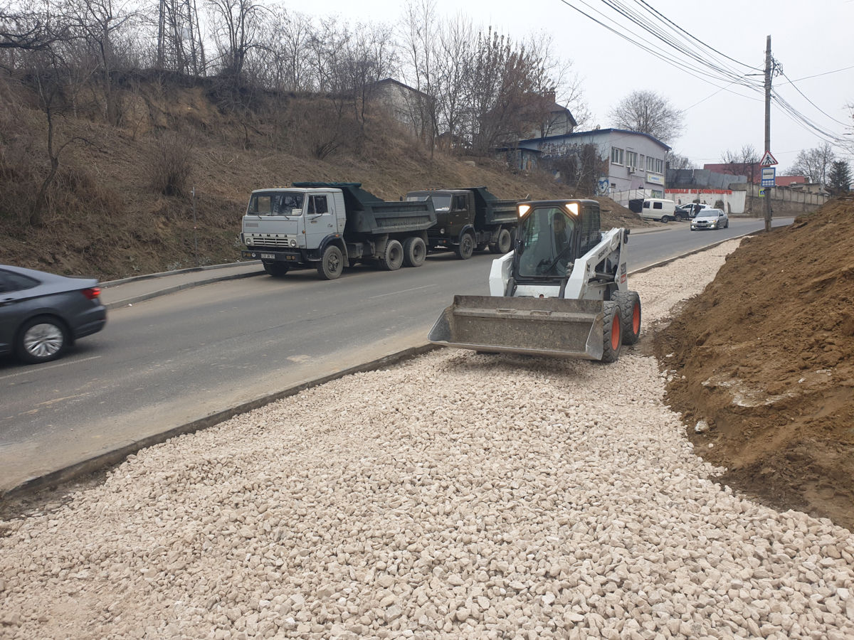 Bobcat kamaz demolarea si evacuare buldoexcavator ,вывоз стороительного мусора. foto 3