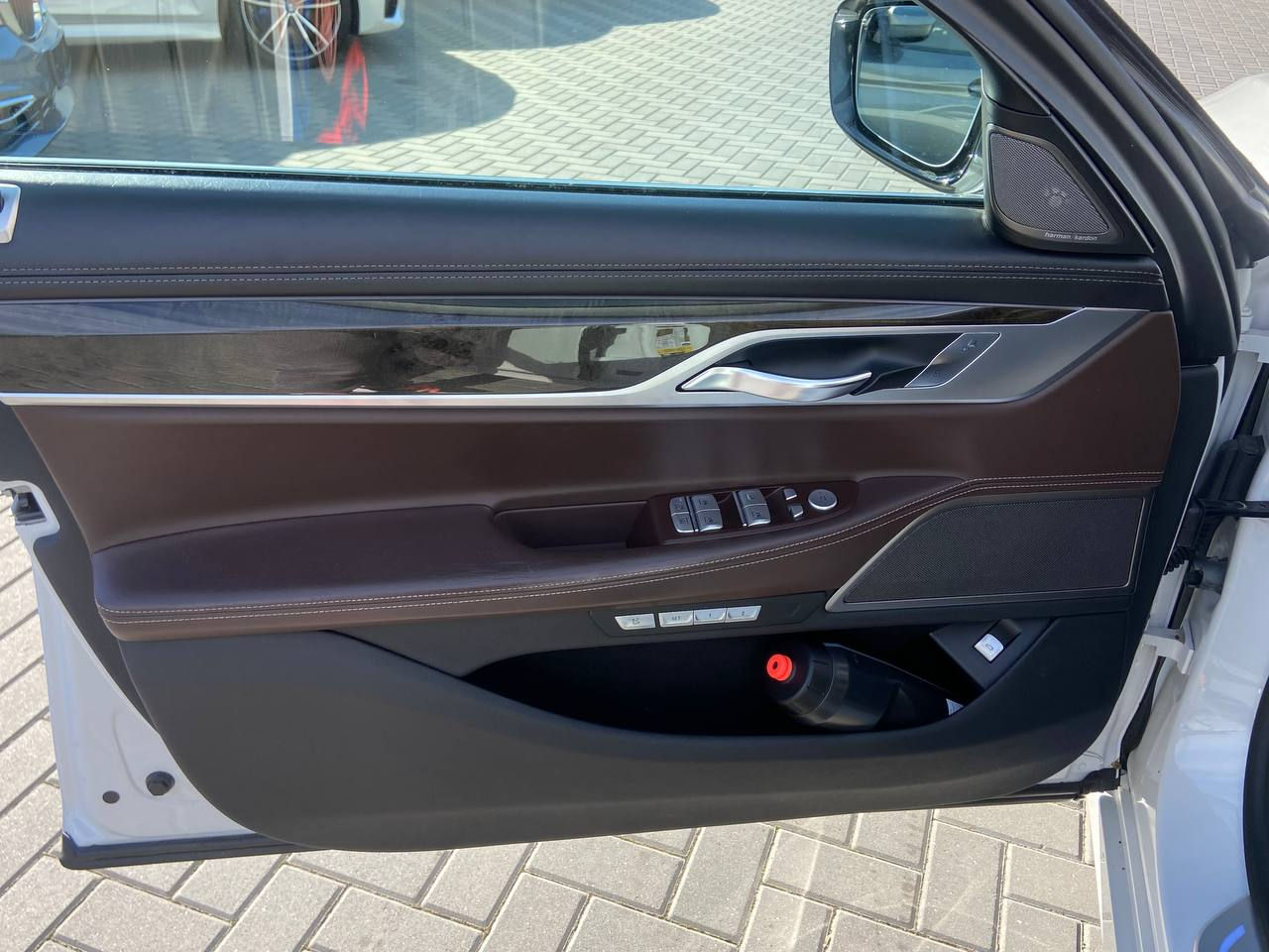 BMW 7 Series foto 6