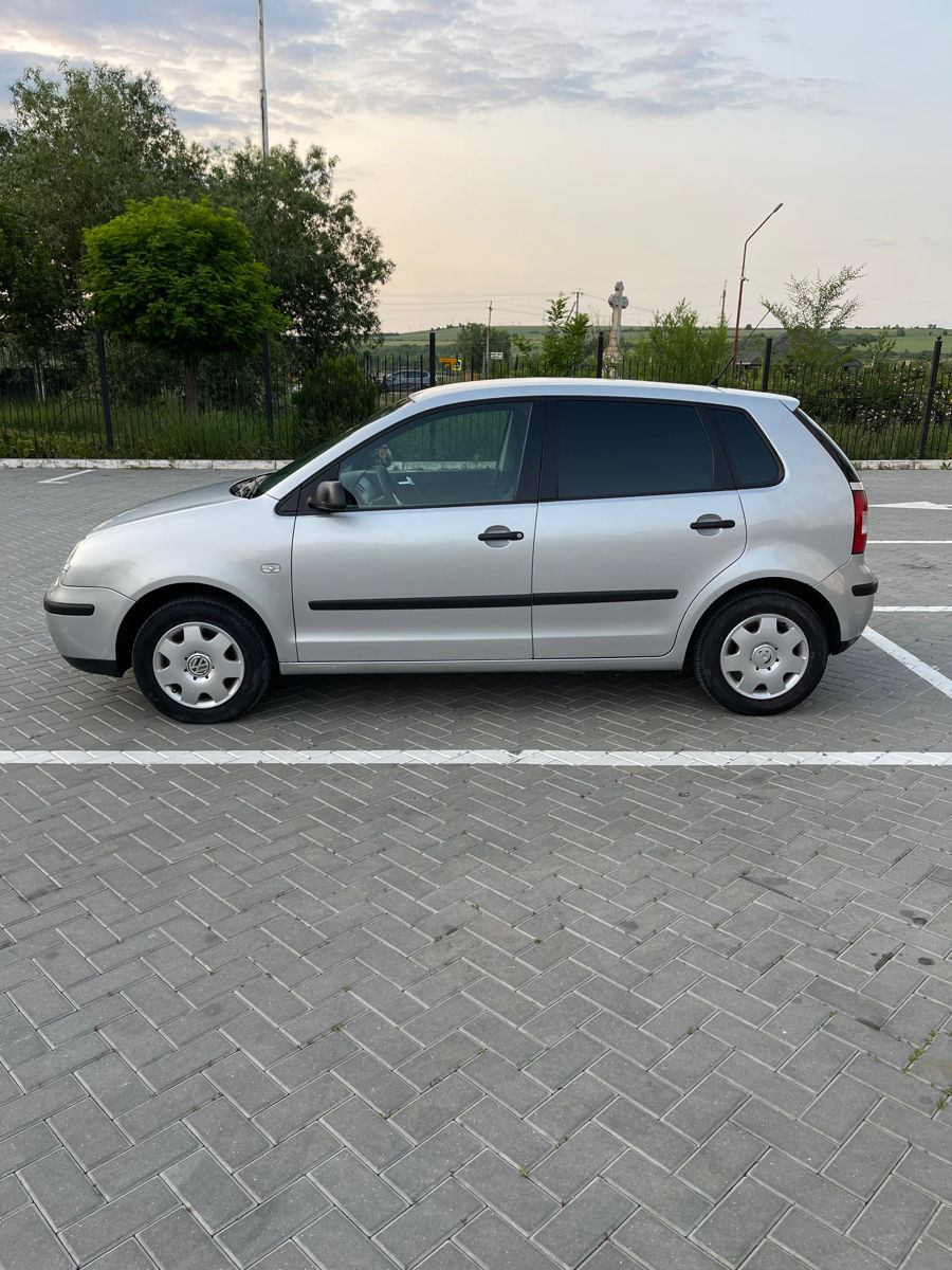 Volkswagen Polo фото 3