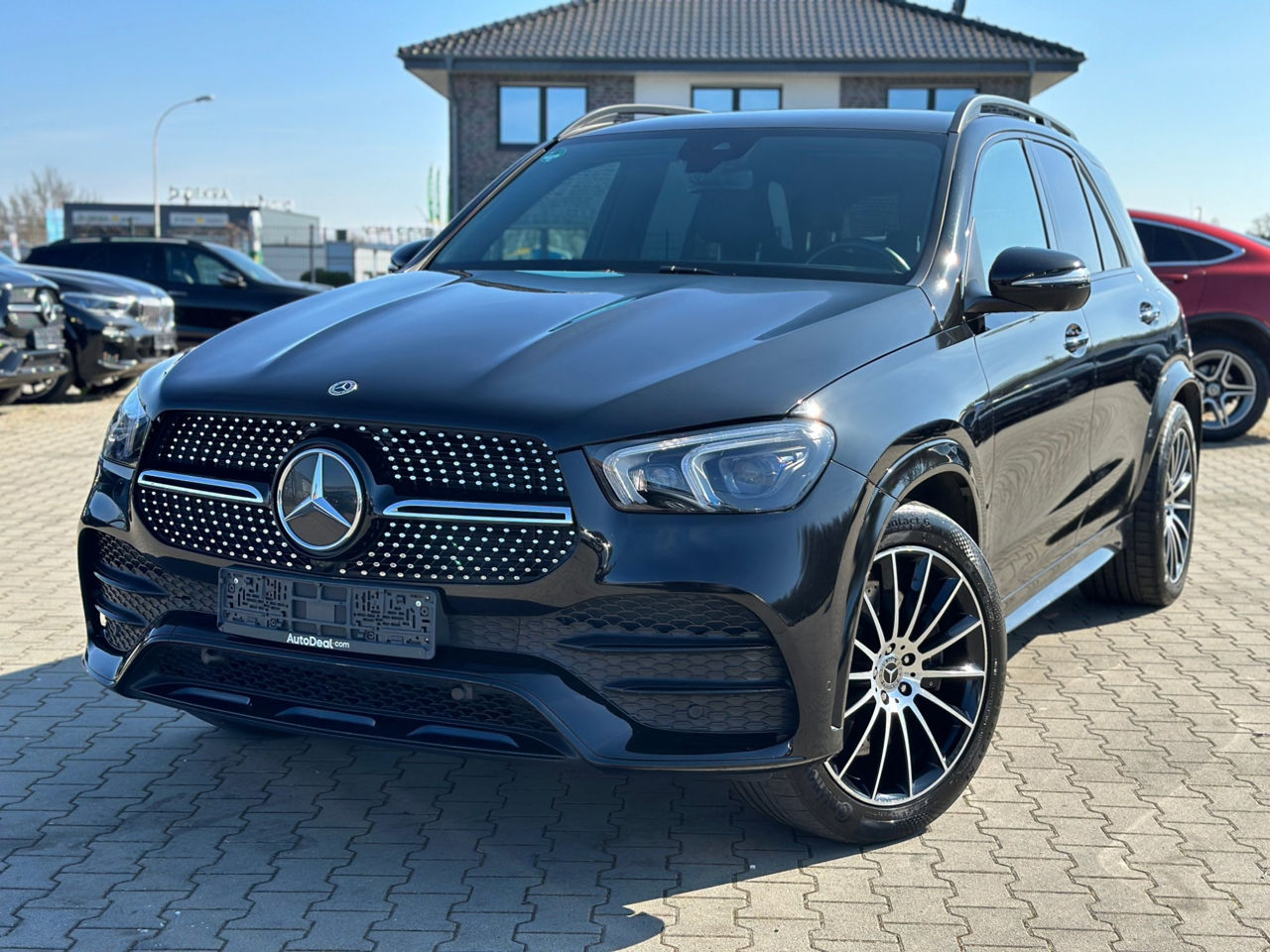 Mercedes GLE an. 2021 cu rulaj 13200 km, Plug-in Hybrid (benzină), 47999 €