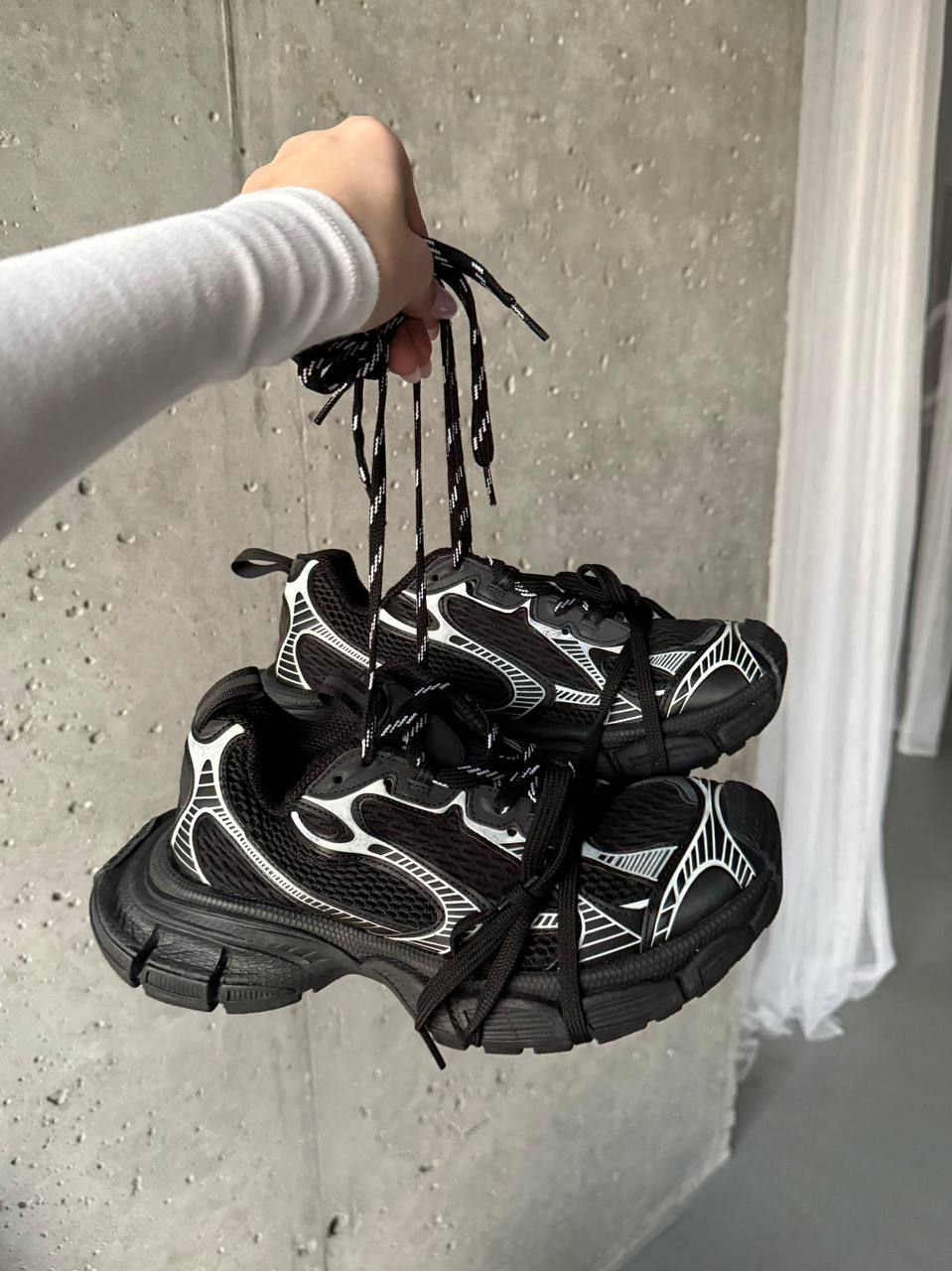 Balenciaga 3XL Black/White foto 8