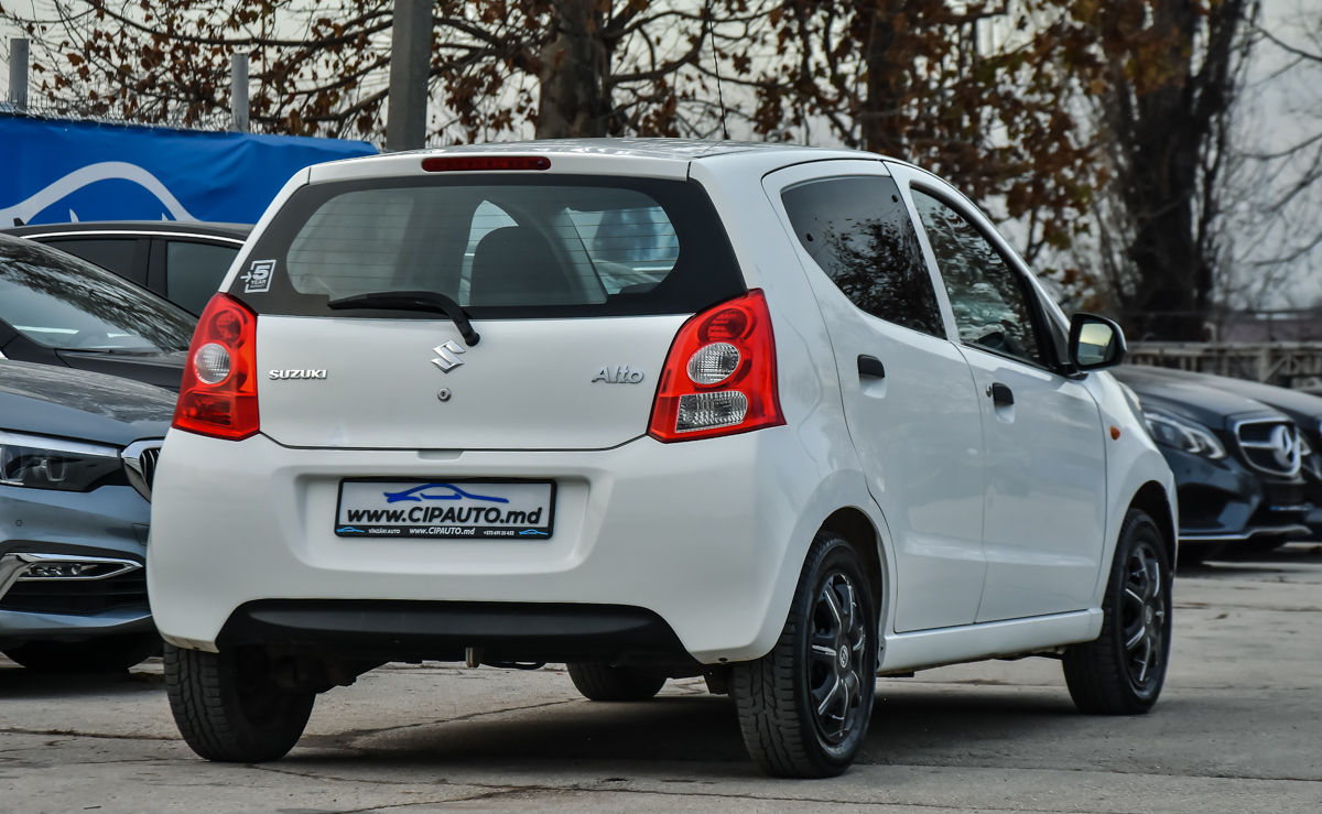 Suzuki Alto foto 5