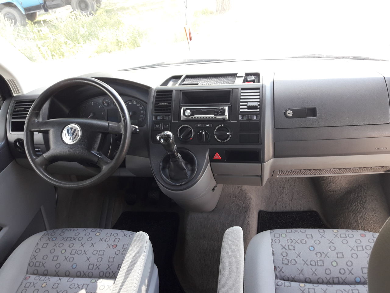 Volkswagen transporter внутри