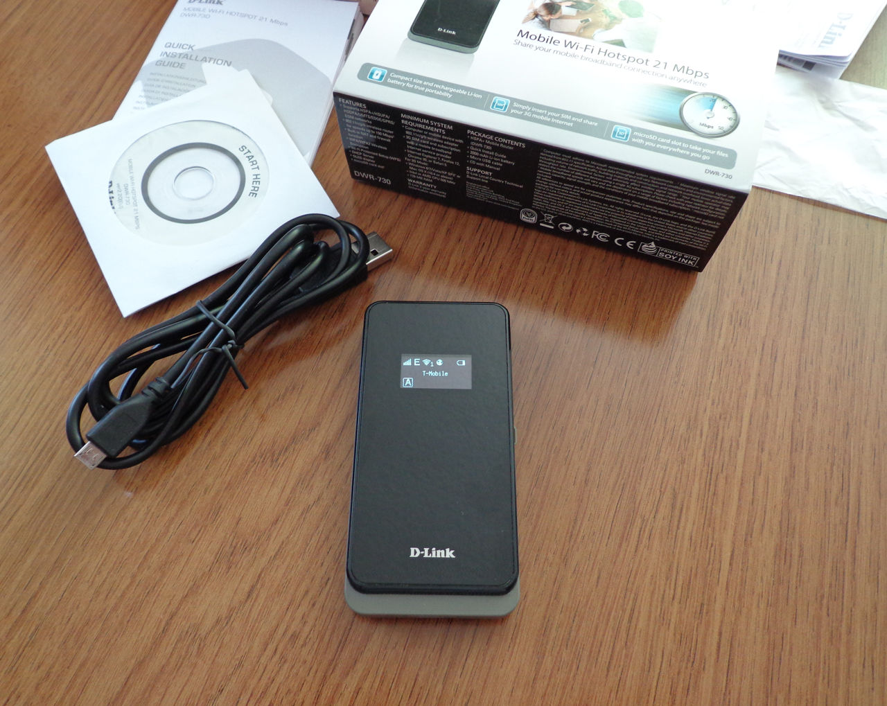 D-Link DWR-730 мобильный роутер с wifi под сим карту модем 2G/3G