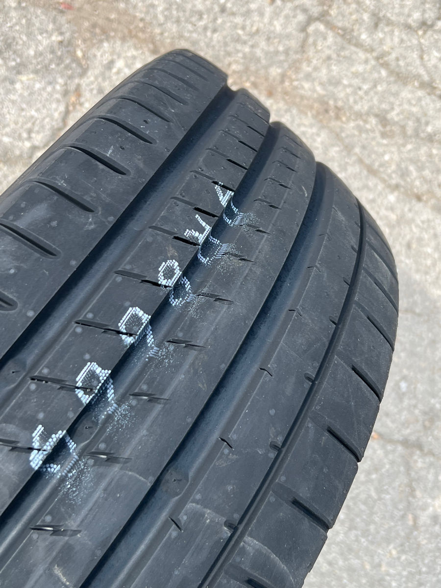 245/45 R19、YOKOHAMA ADVAN SPORT、2024年 Amazon.com: Yokohama 245/45R19 102Y XL YOKO ADVAN SPORT AS