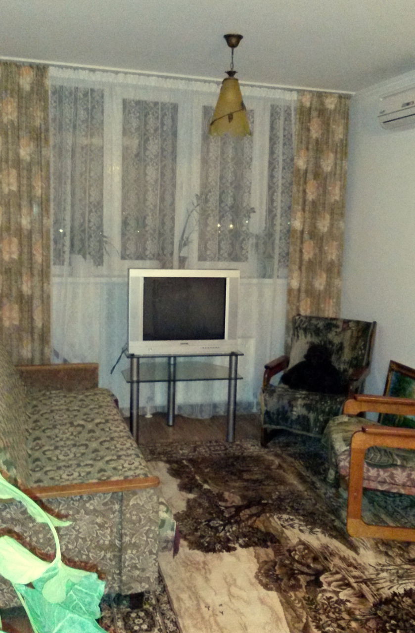 O cameră în chirie foto 1
