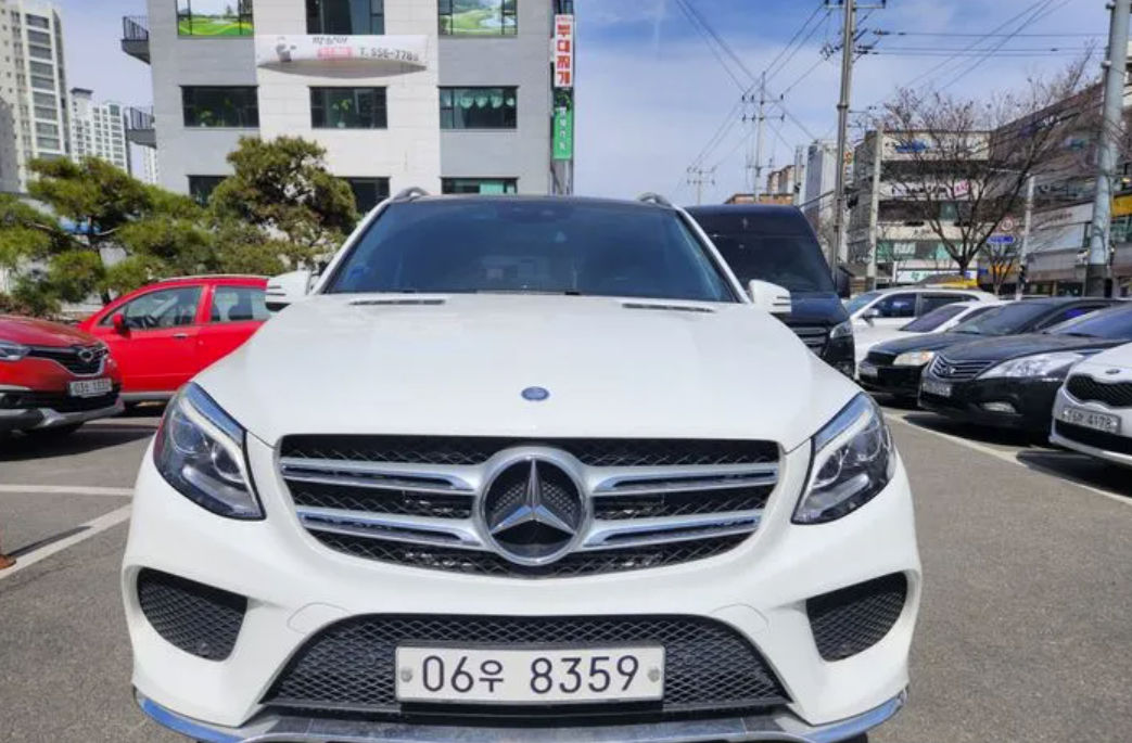 Mercedes GLE foto 0