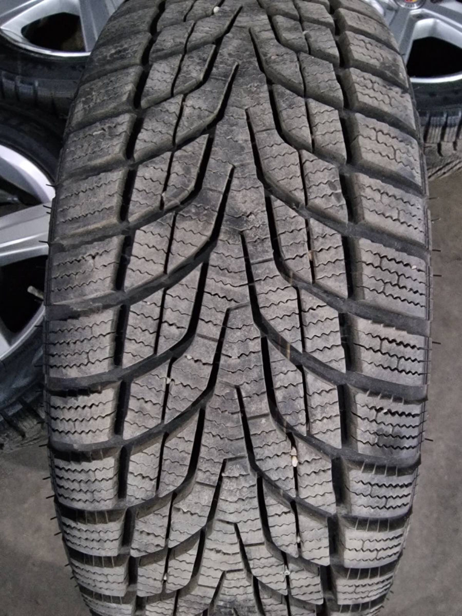 215/55R16