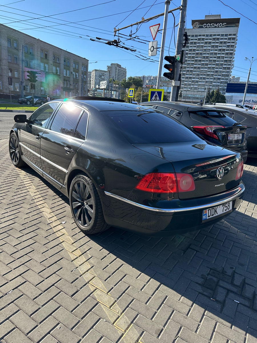 Volkswagen Phaeton foto 4