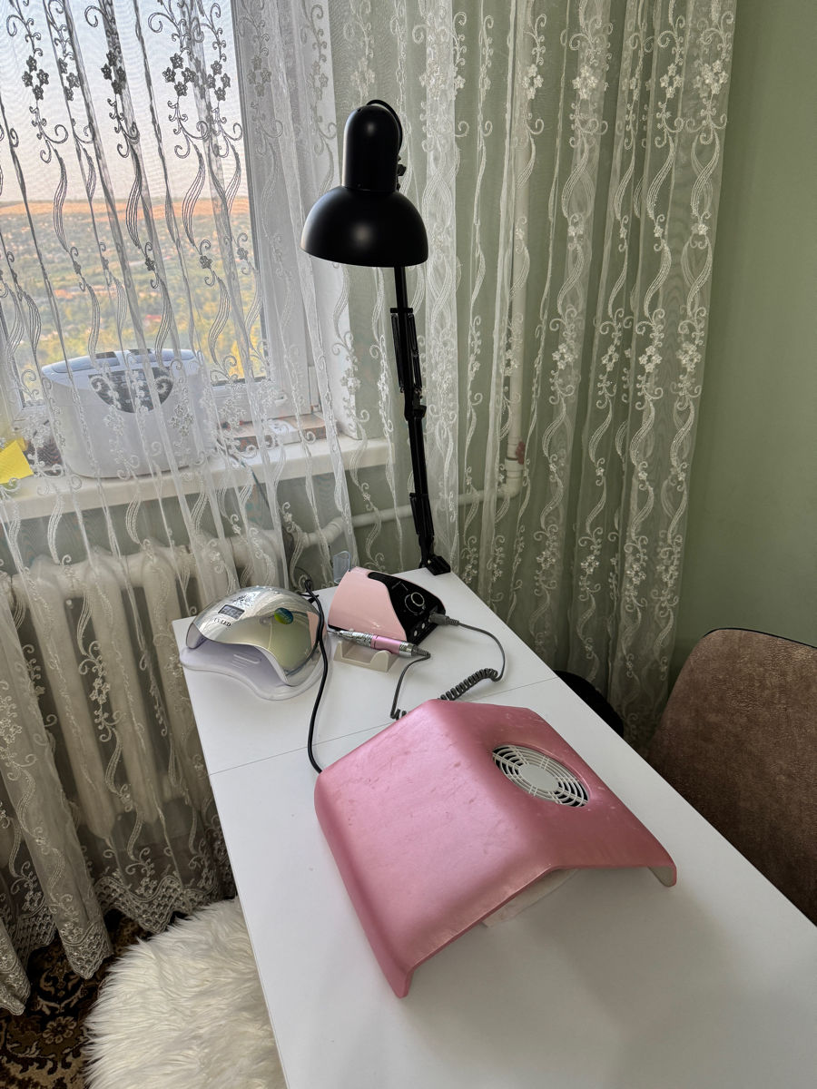 Vând Pachet Complet pentru Manichiură Profesională – Ideal pentru Tehnician Unghii sau Începători! foto 5