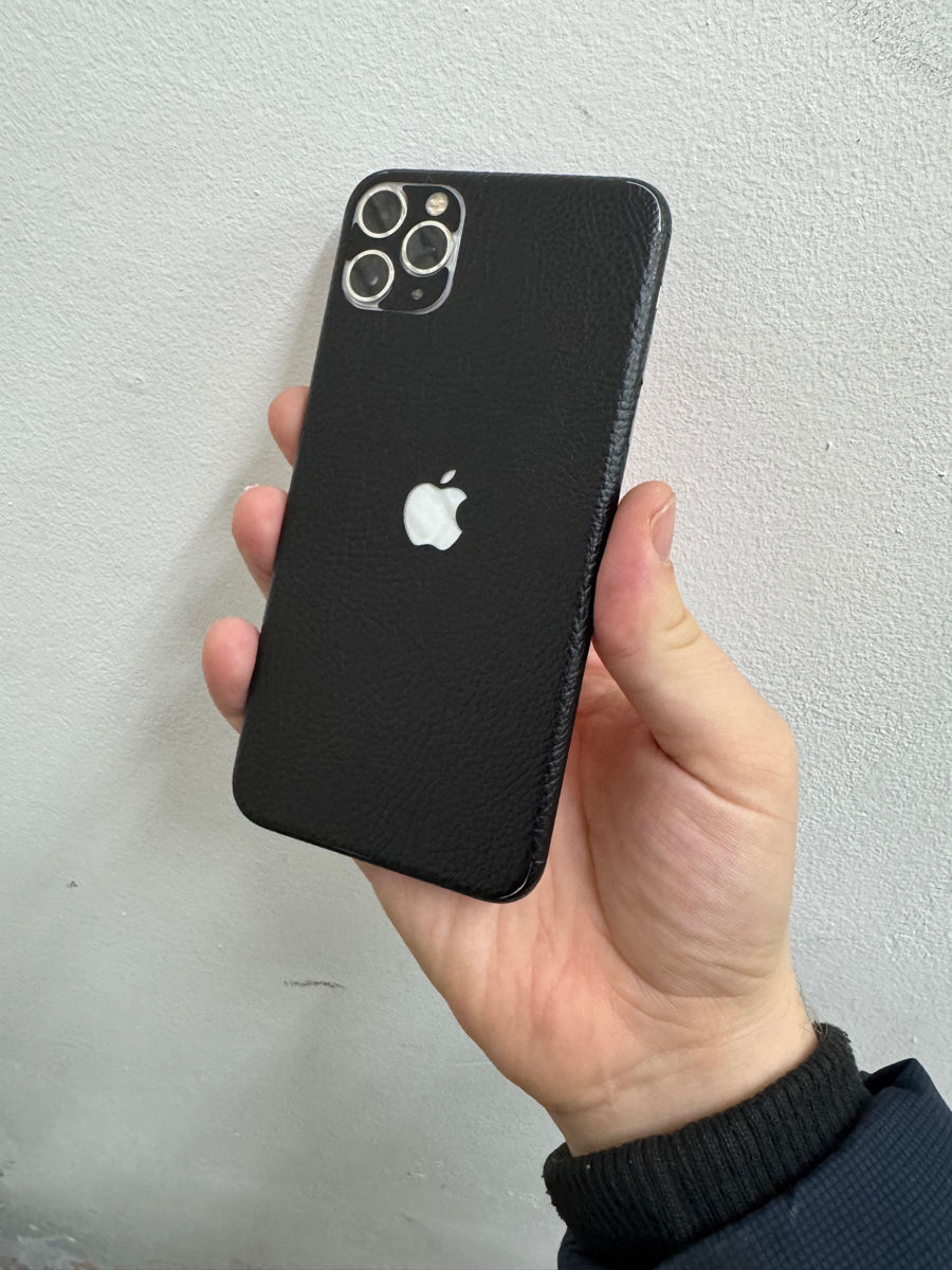 iPhone 11 Pro Max 256gb in stare buna! foto 2