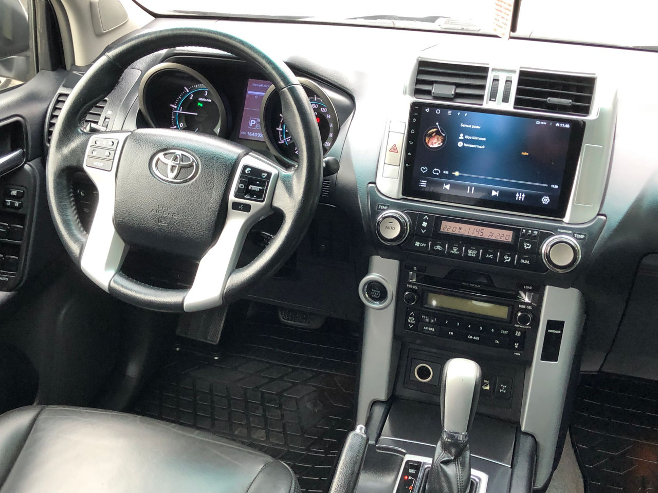 Toyota Land Cruiser Prado foto 12