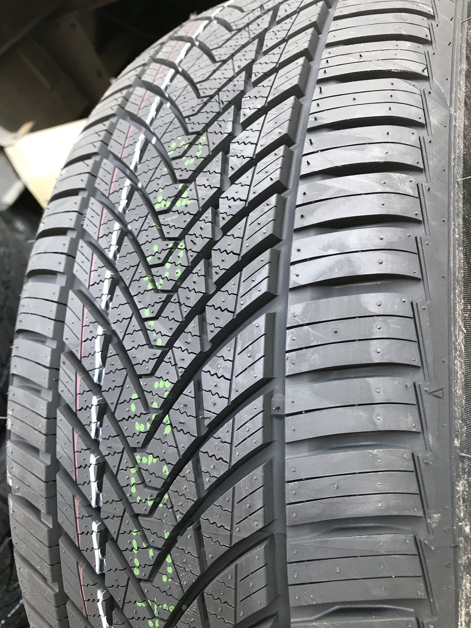 215/50 R18 Tracmax Trac Saver / Монтаж , доставка , livrare foto 6