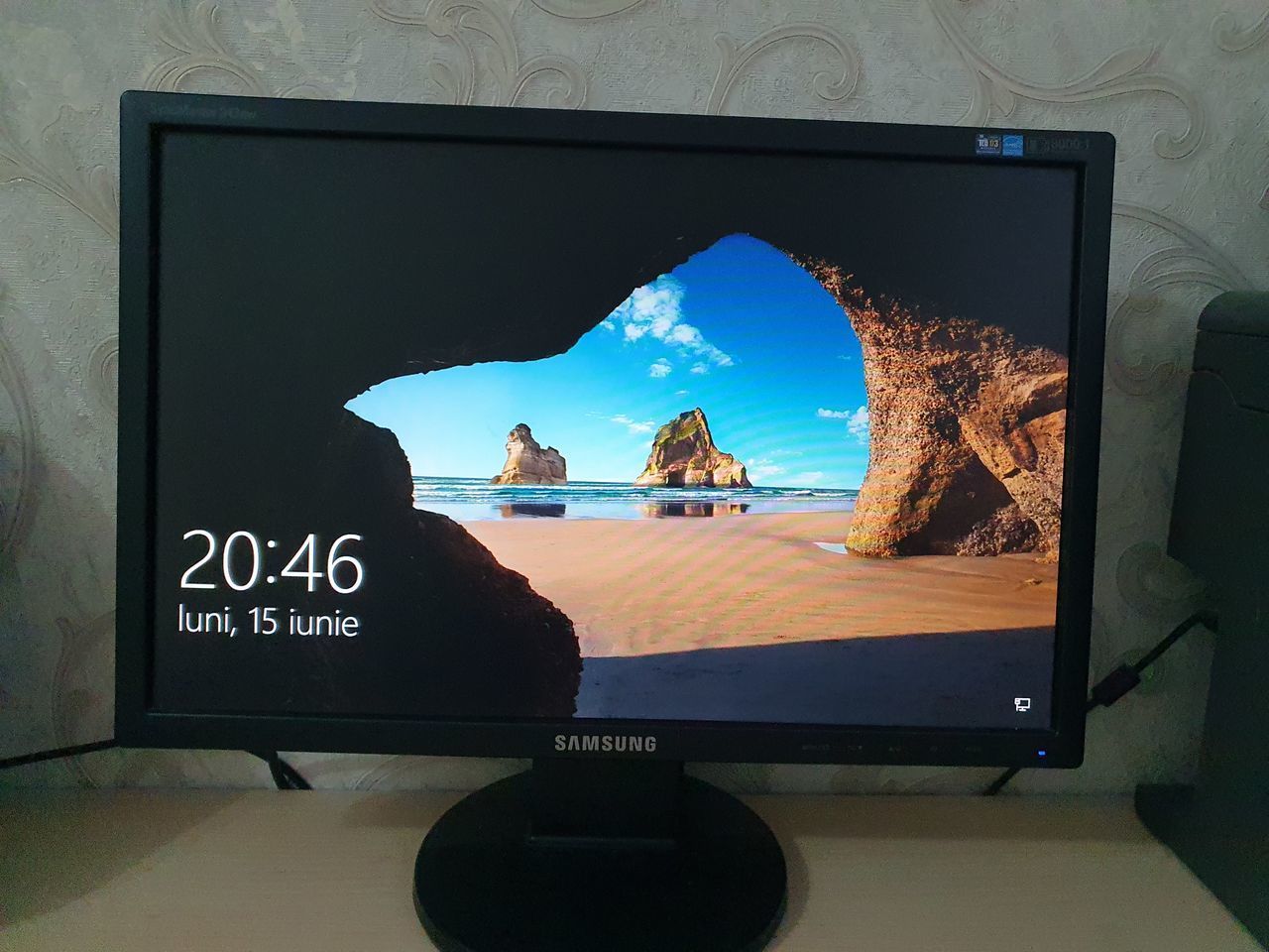 Samsung SyncMaster 943NW diagonala 19