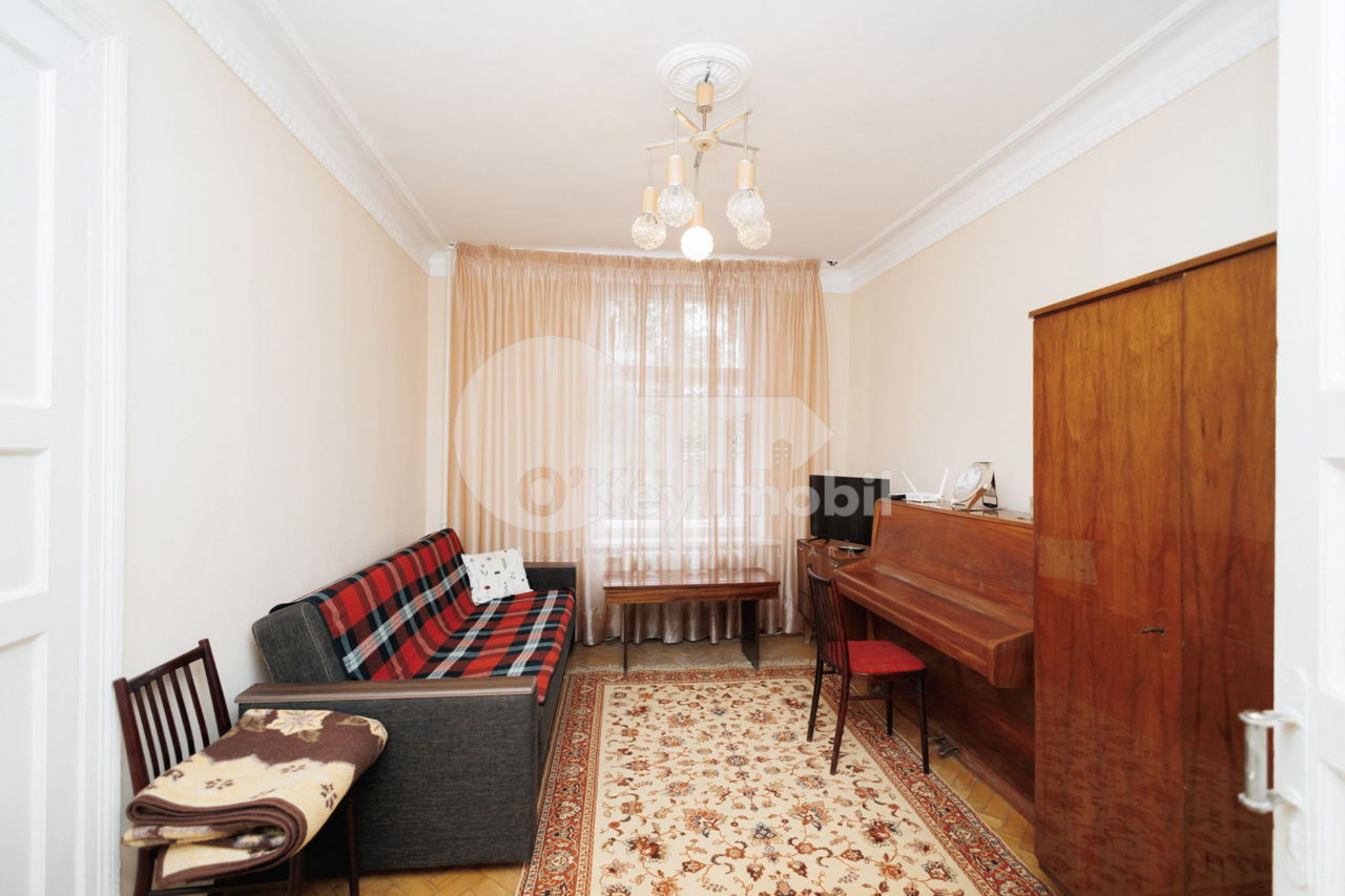 Apartament cu 2 camere, 60 m², Centru, Chișinău foto 0