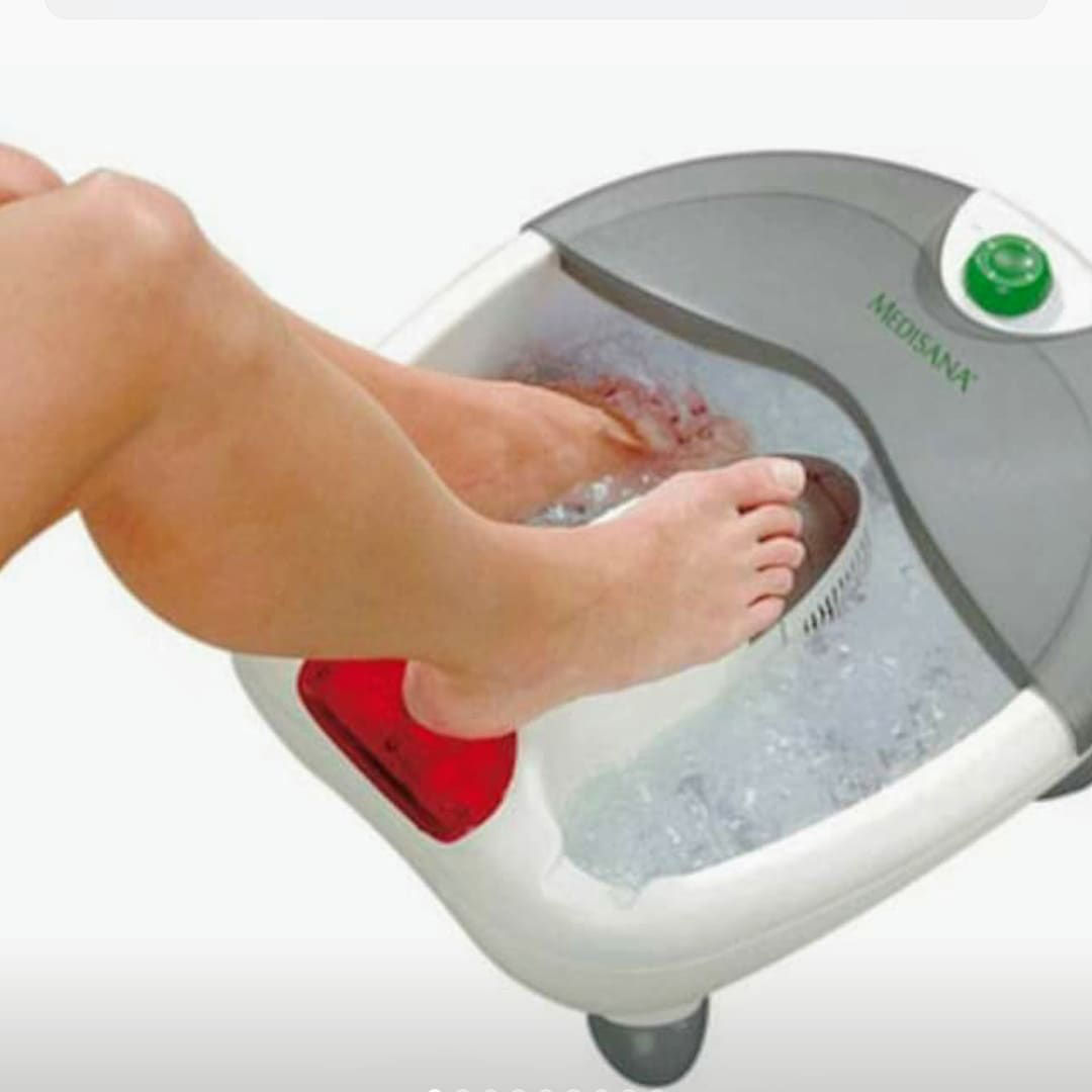 Ванночка для ног medisana. Ванночка гидромассажная для ног Медисана. Гидромассажная ванночка для рук. Ванночки для гидромассажа рук. Ванночка для ног с пультом.