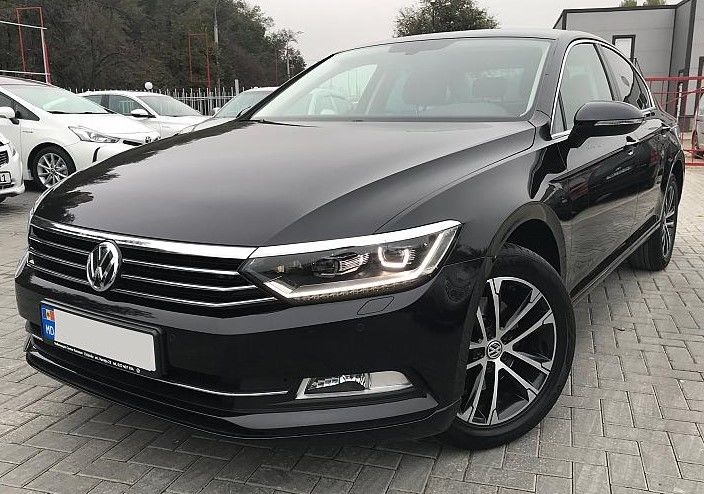 Volkswagen Passat foto 1