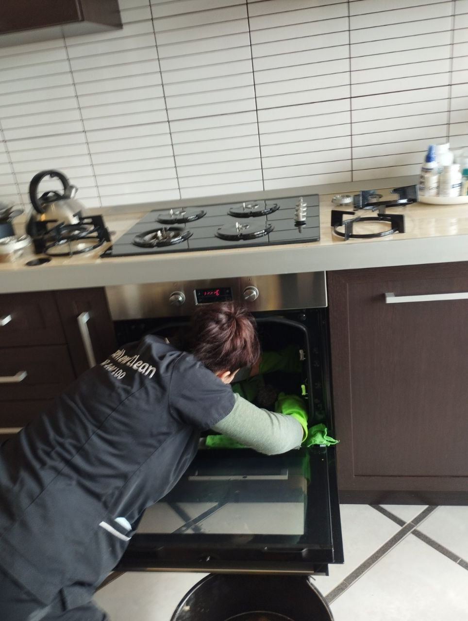 Servicii de curatenie case, apartamente, vile, oficii, etc.! фото 4