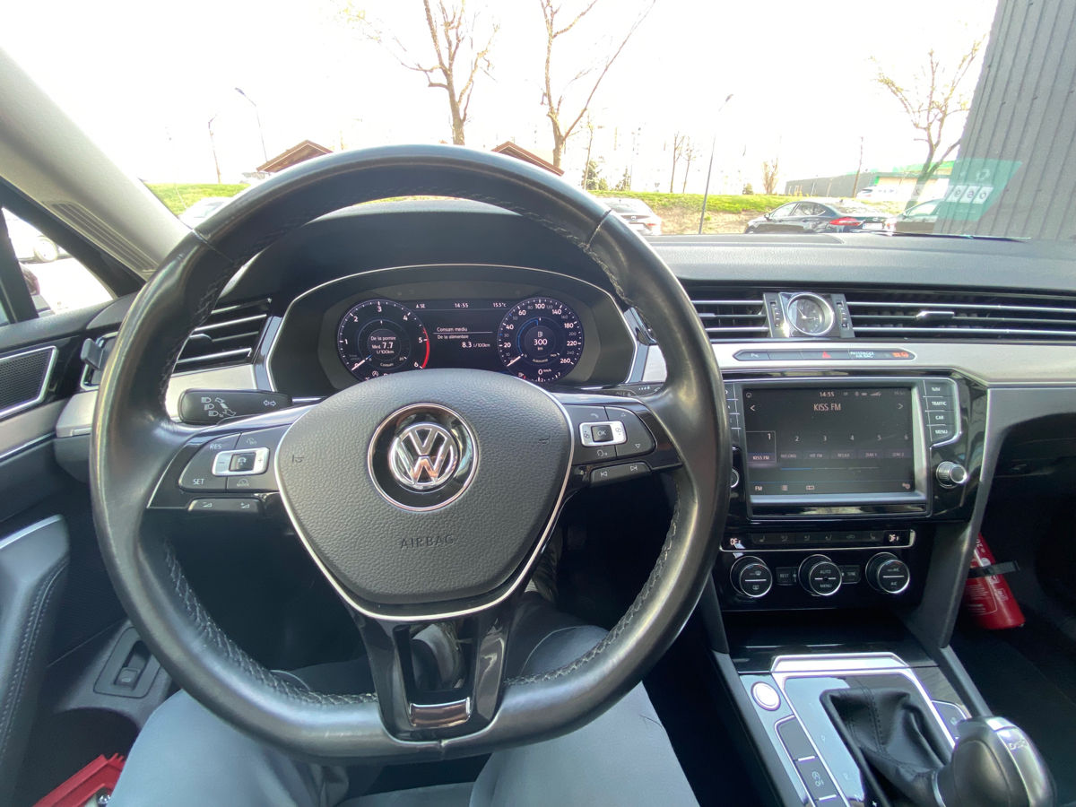 Volkswagen Passat foto 9