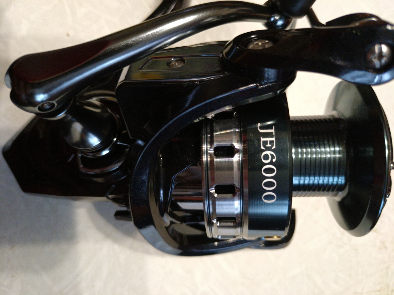 Mulinetе Daiwa JE6000 + Daiwa HE6000 foto 0