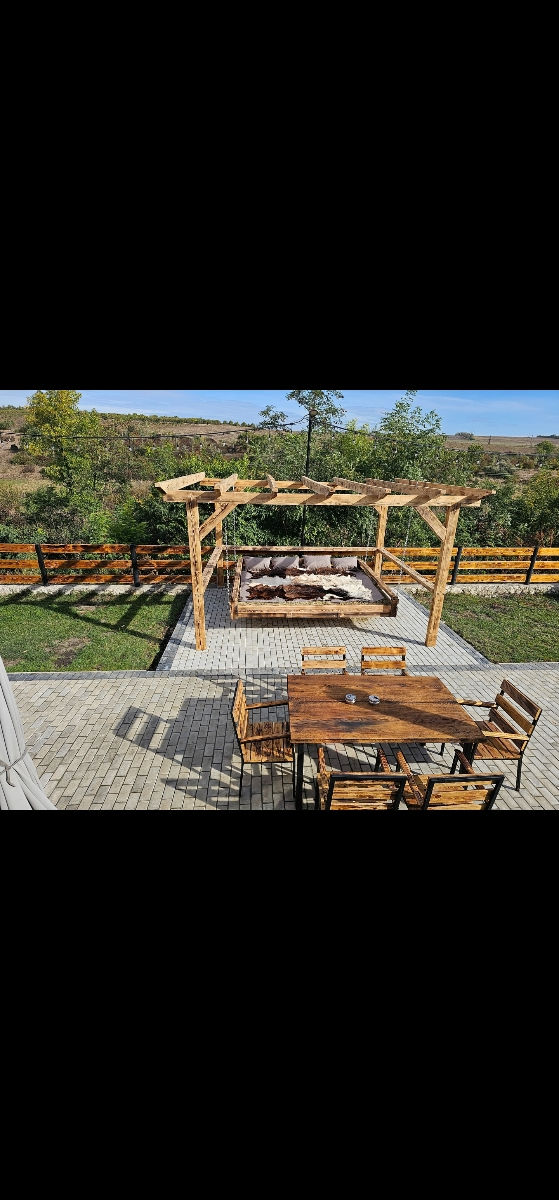 Inchiriere Vila cu piscina sauna si ciubar fierbinte In Balti foto 16