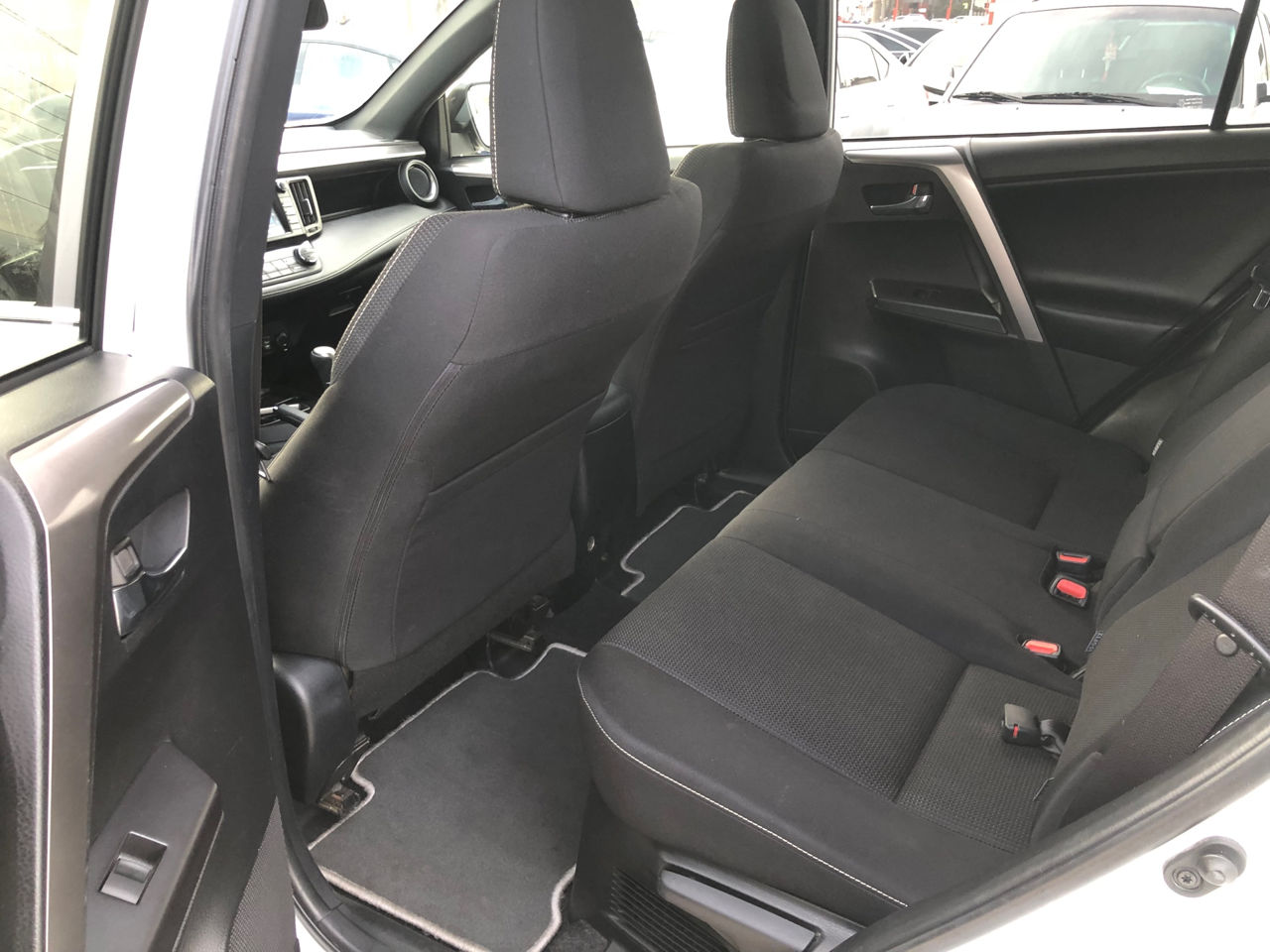 Toyota Rav 4 foto 15