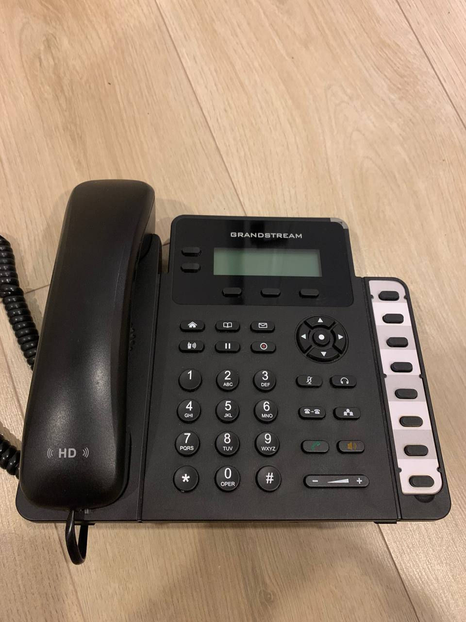 Grandstream GXP1628 IP-Phone