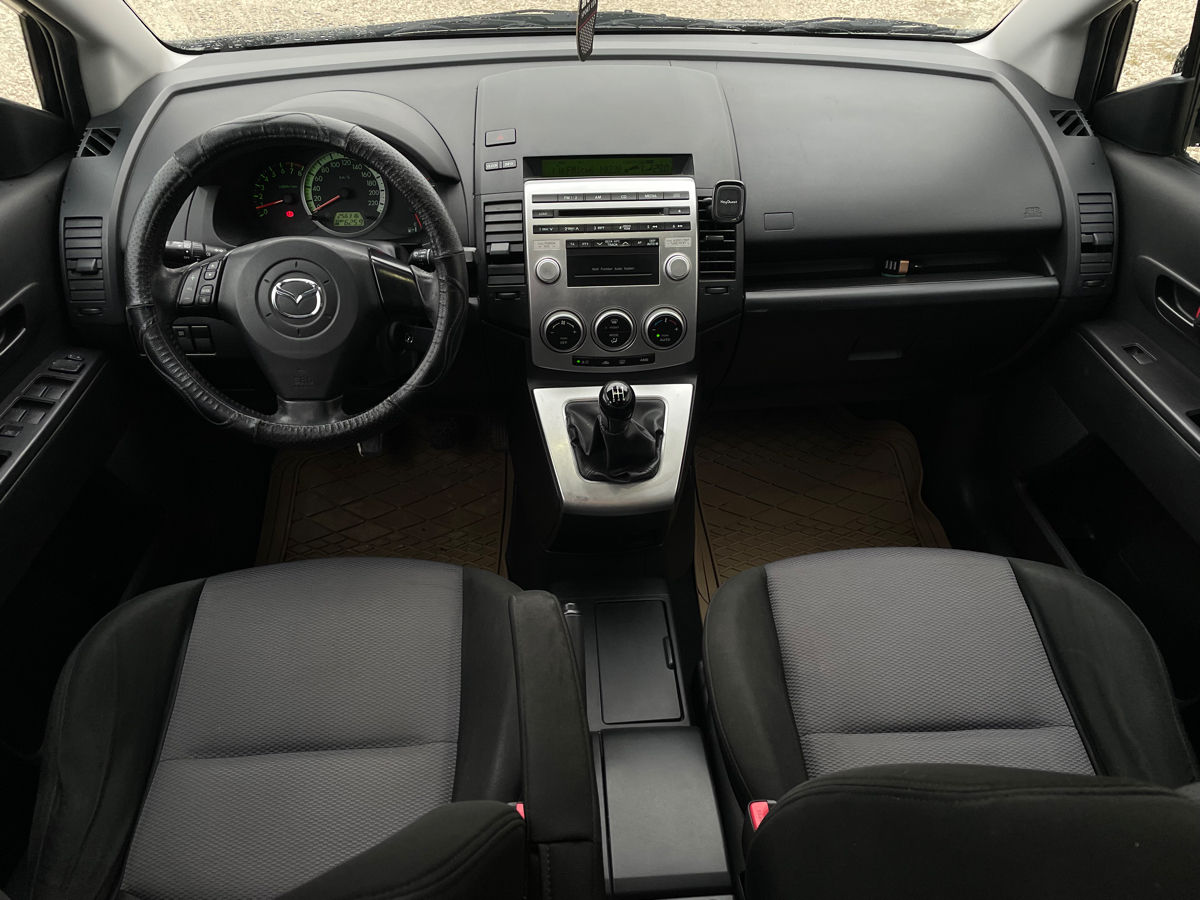 Mazda 5 фото 4