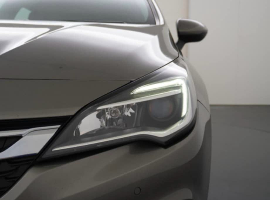 Opel Astra foto 1