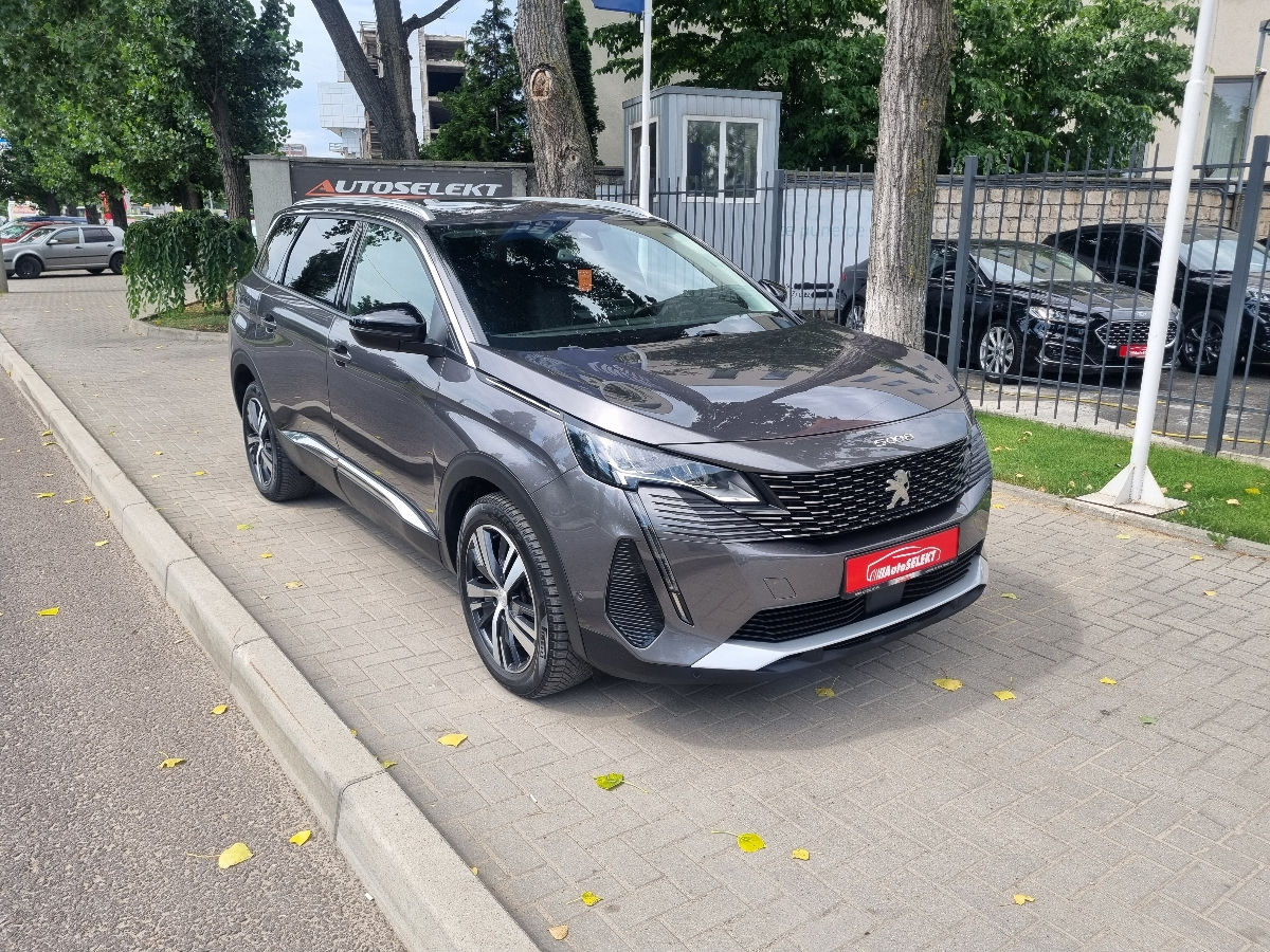 Peugeot 5008 2022 photo 3
