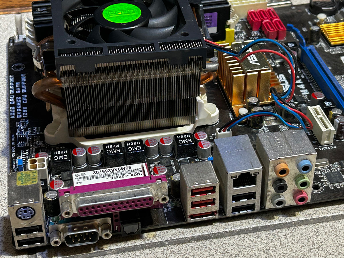 ASUS M4A78 + Phenom X4 955 Black Edition 4 Core + 8GB Corsair XMS2-6400 + Cooler фото 1