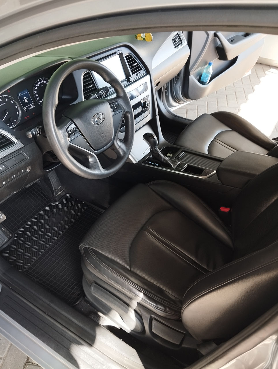 Hyundai Sonata foto 7