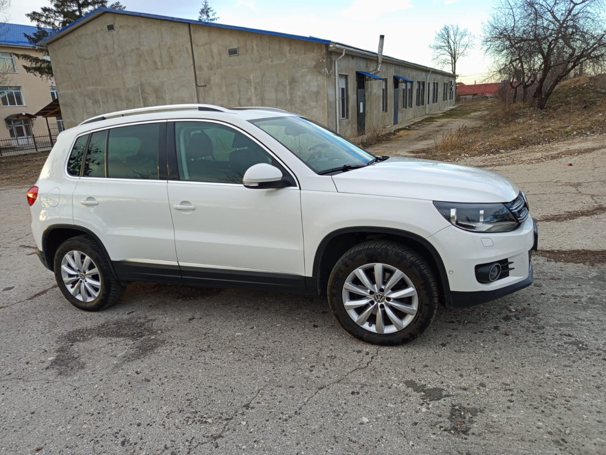 Volkswagen Tiguan foto 1