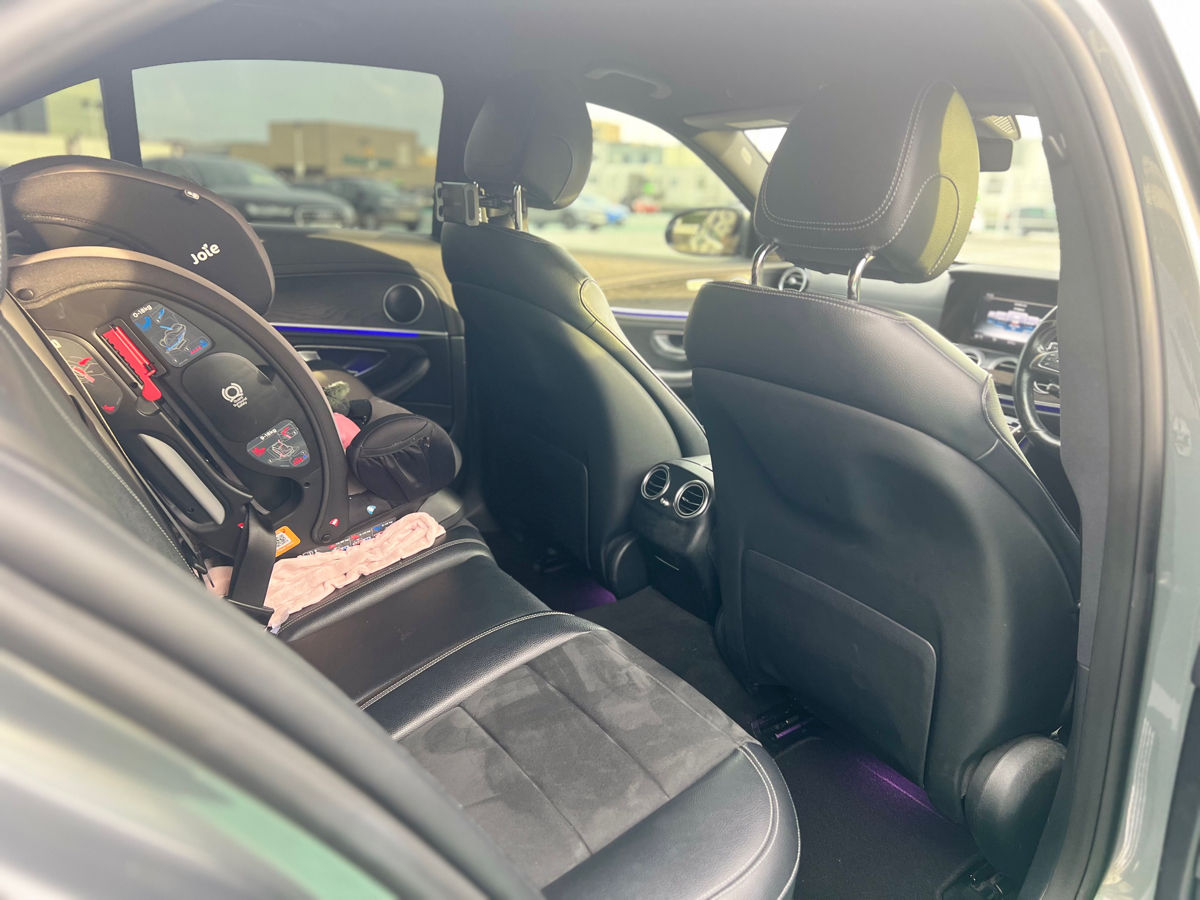 Mercedes E-Class foto 8