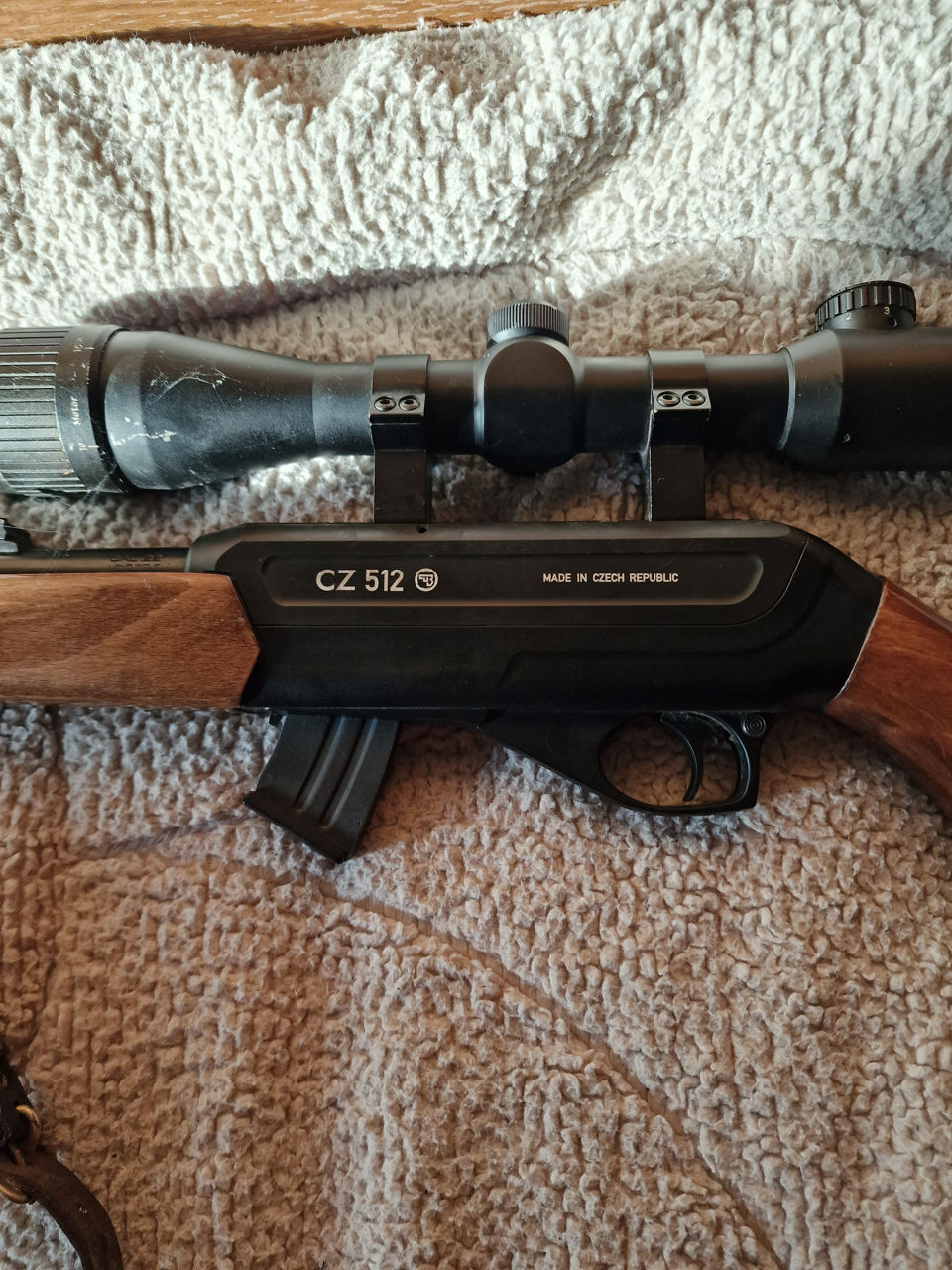 Vind arma personala CZ 512 foto 1