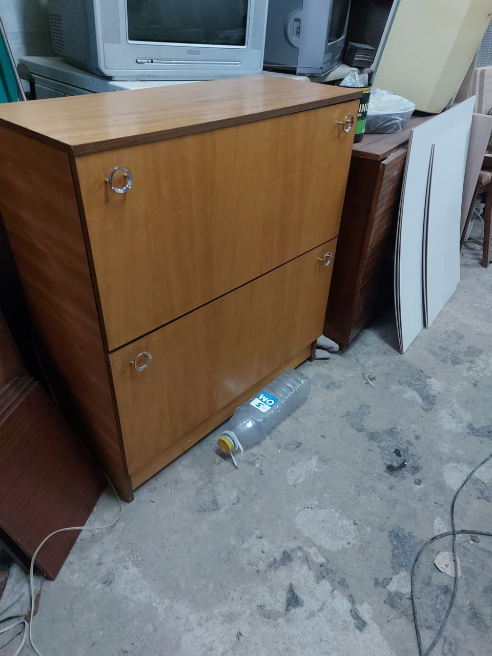 Шкафчик для одежды